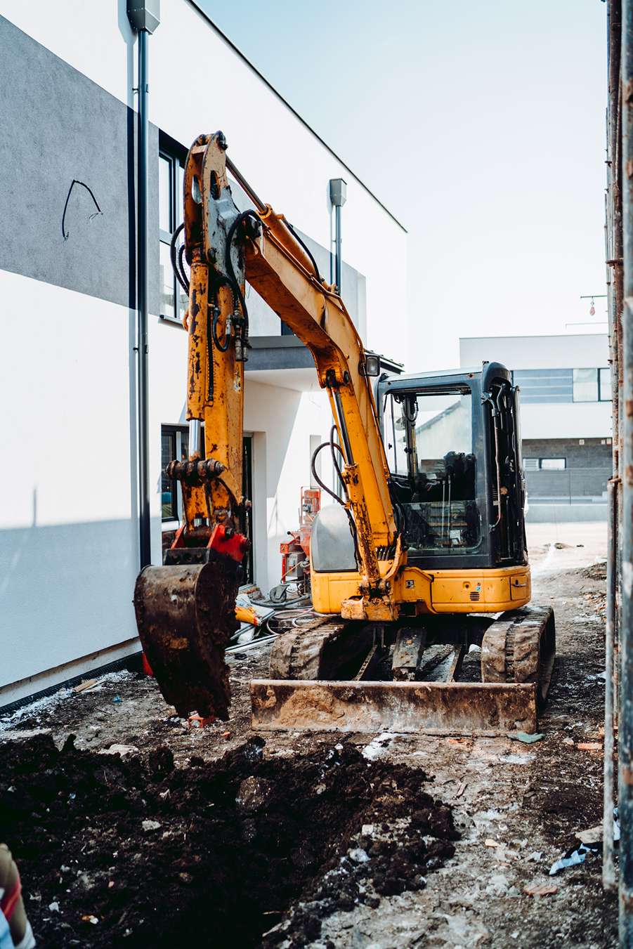 Bagger auf einer Erdbaustelle